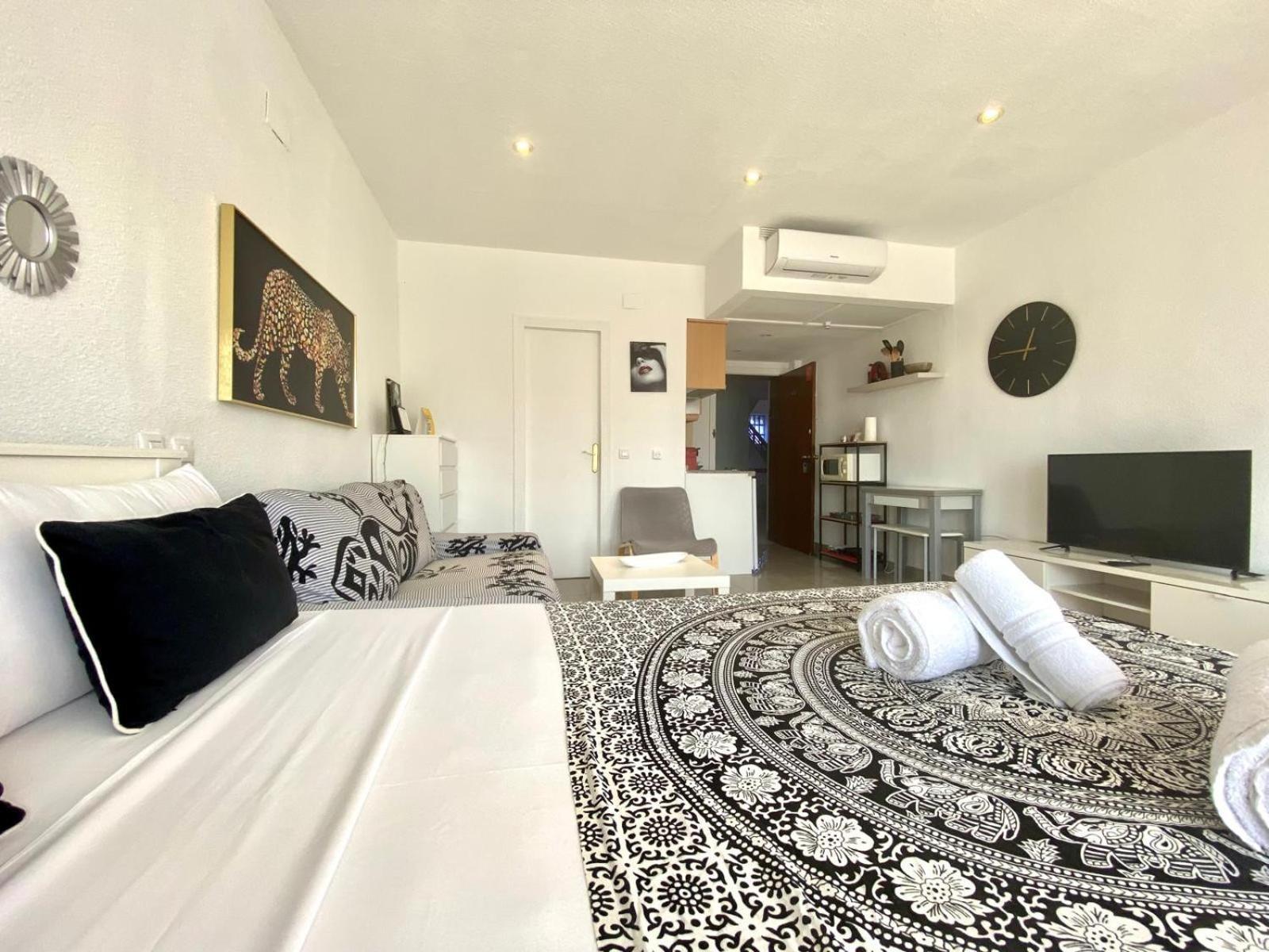 Riscal 6 By United Renters Apartment Alicante Exterior photo