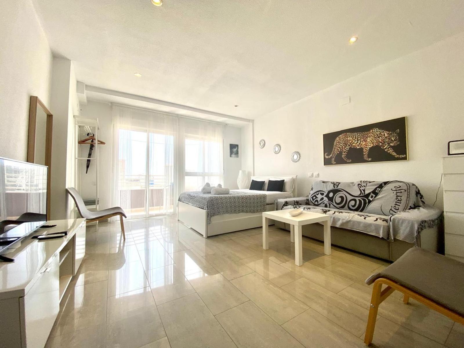 Riscal 6 By United Renters Apartment Alicante Exterior photo